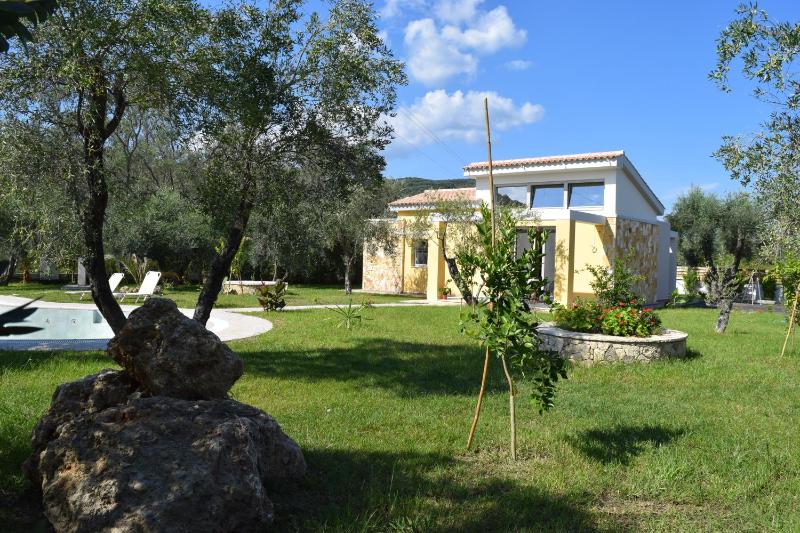 Helios Luxury Villa image 2