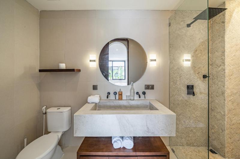 Nova Villa Resort Canggu - Stylish 1 & 2 Bedroom Pool Villas - image 26