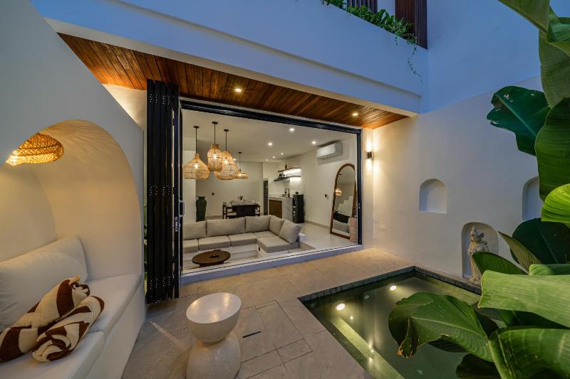 Nova Villa Resort Canggu - Stylish 1 & 2 Bedroom Pool Villas - image 24