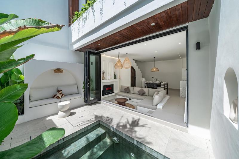 Nova Villa Resort Canggu - Stylish 1 & 2 Bedroom Pool Villas - image 31