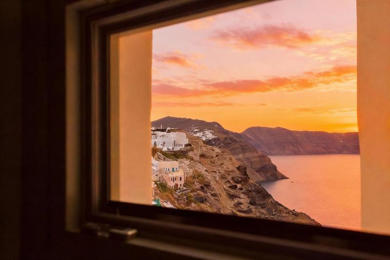 Blessed Blue Boutique Cave Suite - image 47