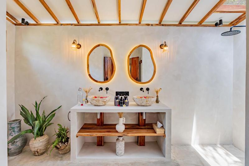 Bale Sampan Boutique Bungalows - image 27