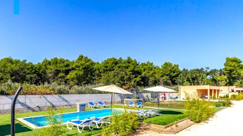 Villa Matosic by Villas Guide - image 17