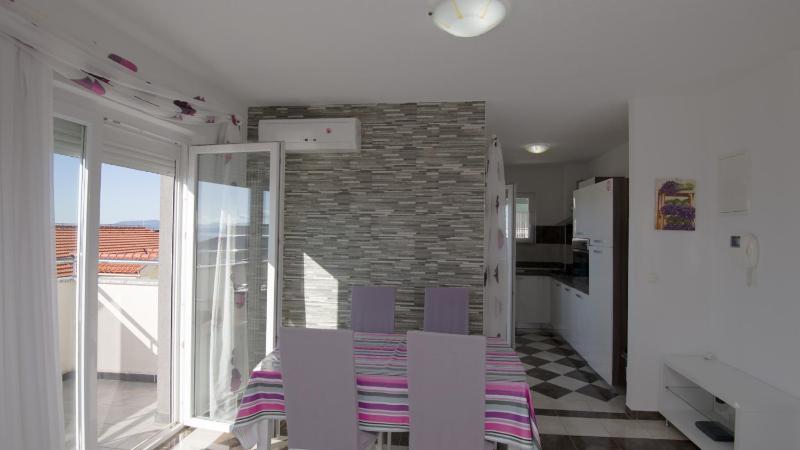 Apartman Niko by Villas Guide - image 14