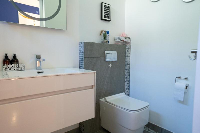 Mediterranean Villa Guesthouse - image 9