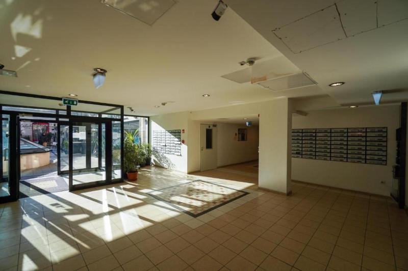 Jasmin Apartment at Gozsdu with free garage - image 7
