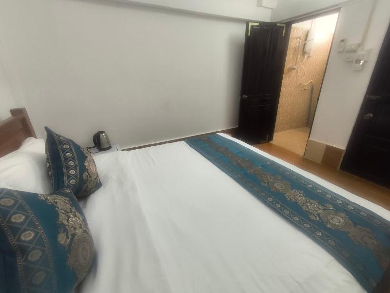 Chalern Guesthouse - image 13