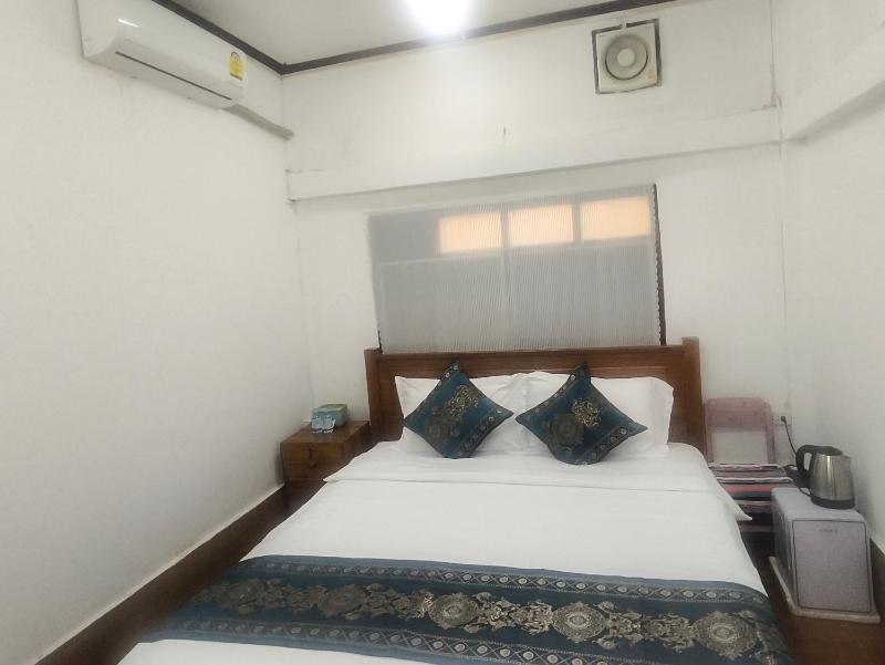 Chalern Guesthouse - image 7