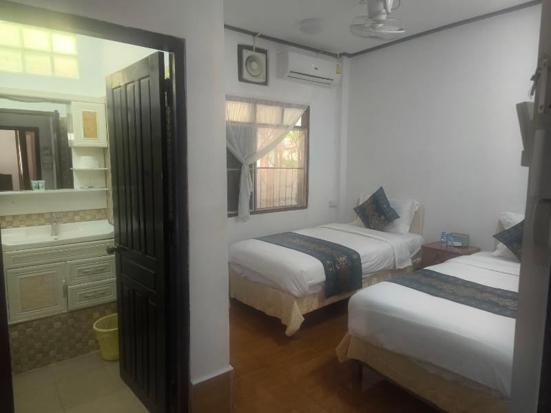 Chalern Guesthouse - image 14