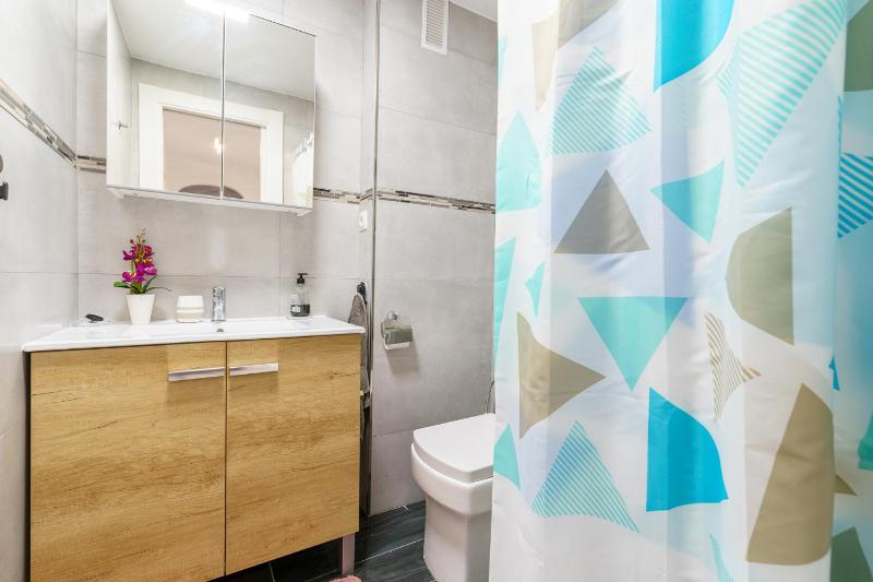 MalagaSuite Torremolinos Cozy Apartment - image 10