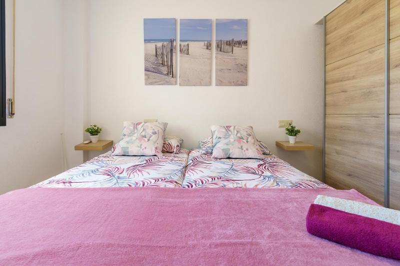 MalagaSuite Torremolinos Cozy Apartment - image 5