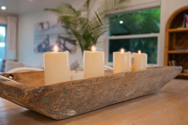 Luxury Beach Cottage - image 20