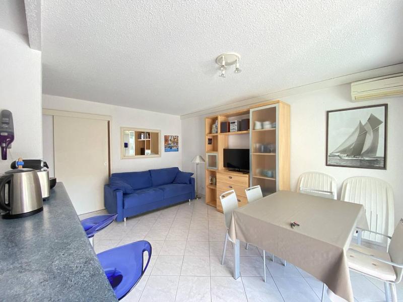 Appartement climatisé avec terrasse proche plage et commerces parking inclus WiFi classé 3* - FR-1-100-332 - image 14