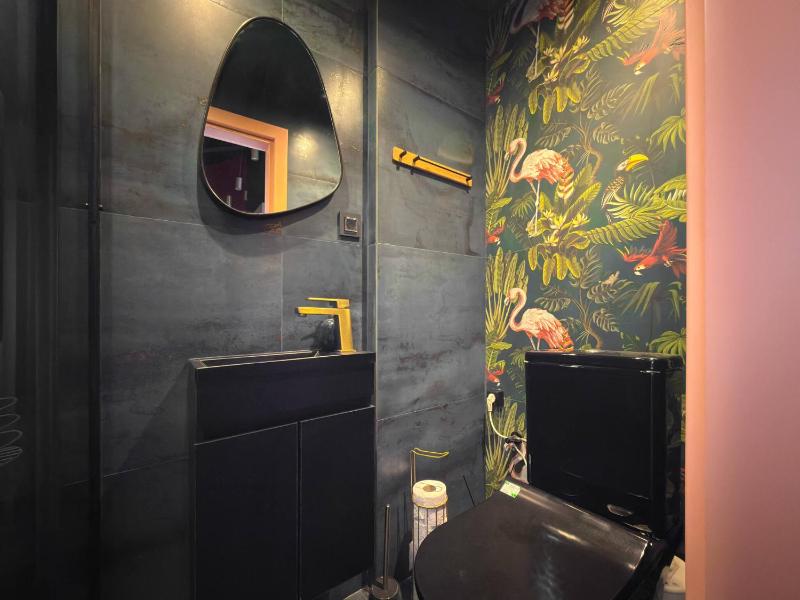 Central 2BR with Designer Interior and Work Desk - image 15