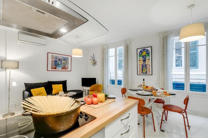 Appartement Picasso - Old Town Antibes - Happy Rentals - image 21