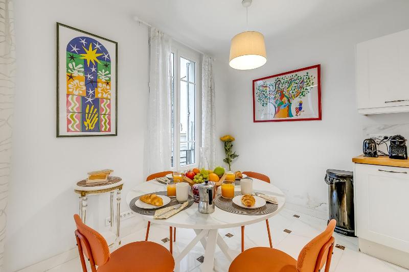 Appartement Picasso - Old Town Antibes - Happy Rentals - image 15