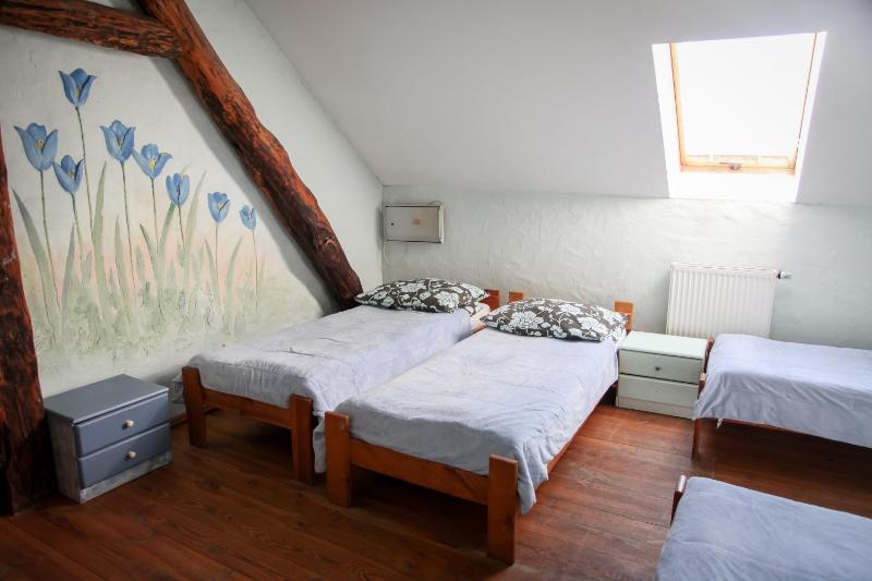 Quadruple Room with Private Bathroom image 3
