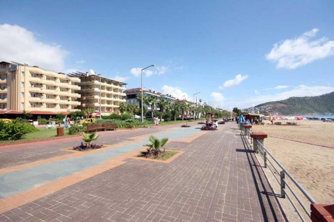 Kleopatra Beach Hotel - image 9