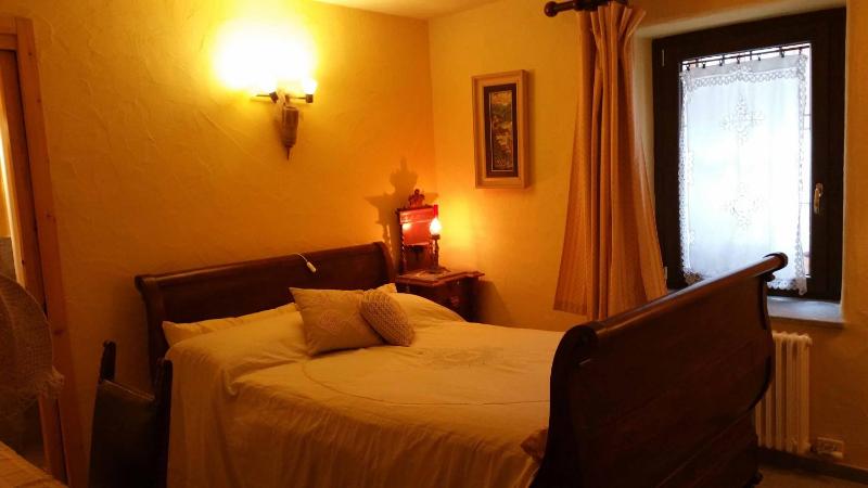 Double Room image 4