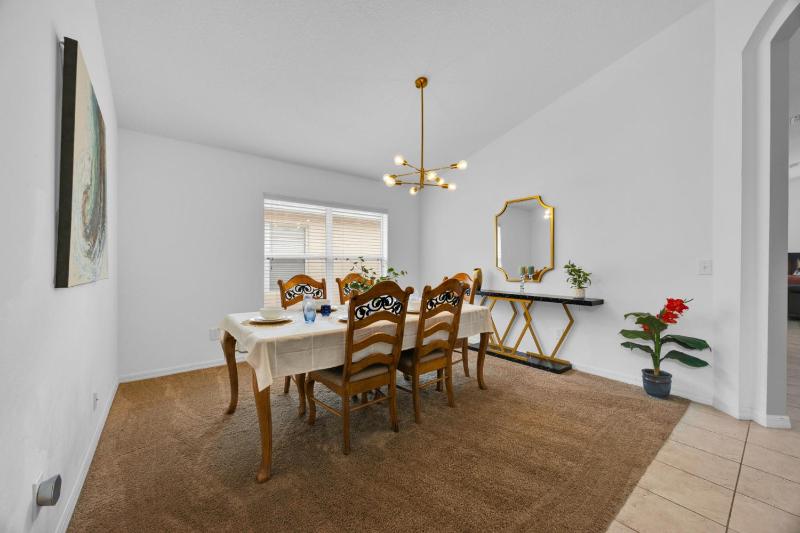 Spacious Emerald Home with Pool Lanai Near Disney - image 40