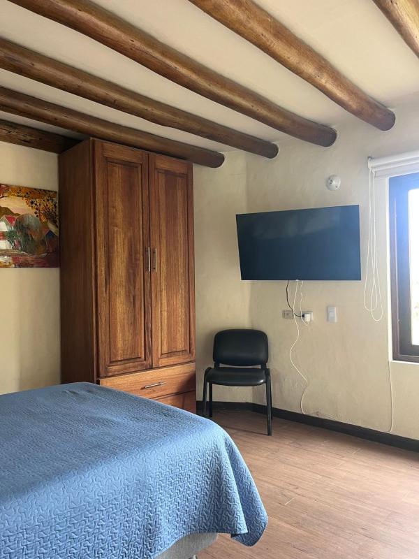 montaña serena - image 17