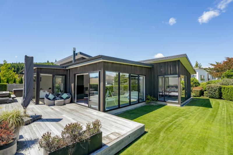 Diamond on the Peninsula - image 27