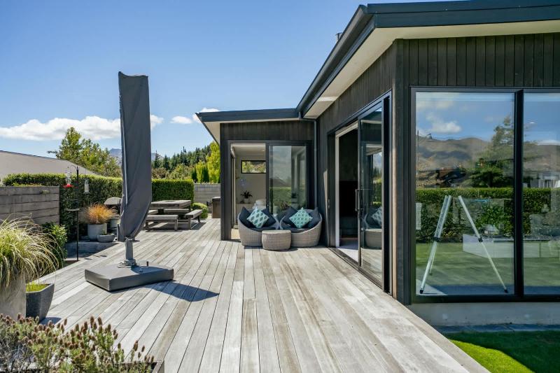 Diamond on the Peninsula - image 26