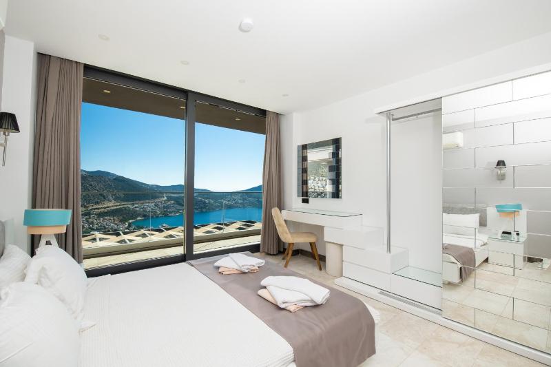 Villa Unlimited 5 Bedroom Luxury Villa with Infinity Pool - image 21