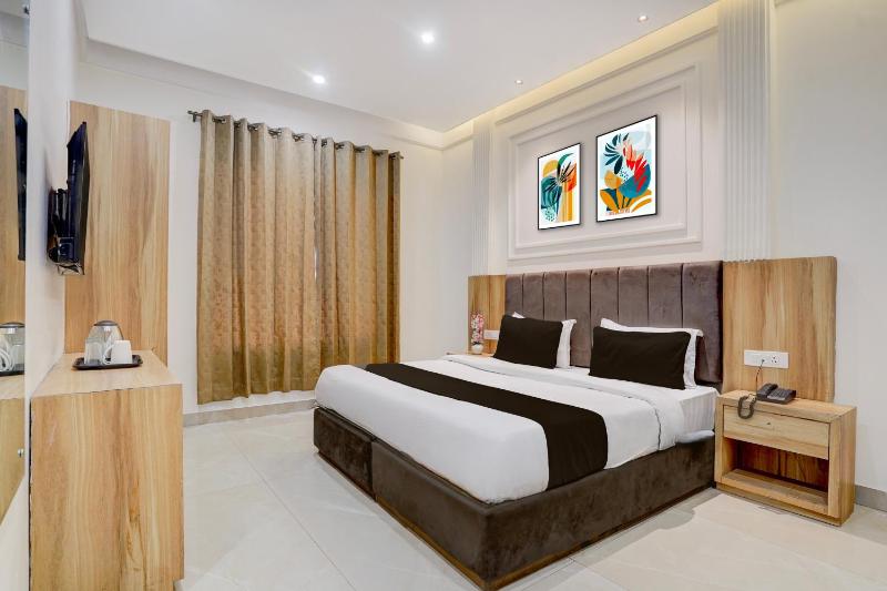 Townhouse by OYO Ram Talai Crossway Formerly Midway - image 3