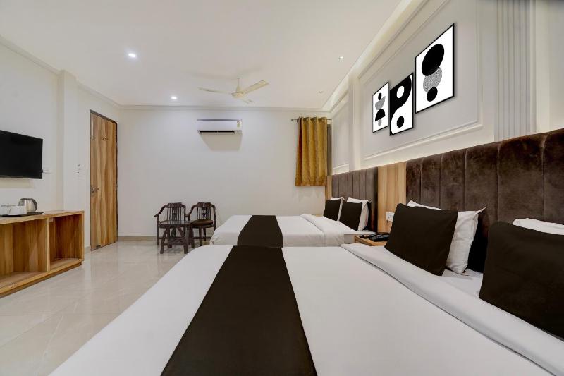 Townhouse by OYO Ram Talai Crossway Formerly Midway - image 6