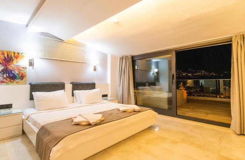 Villa Unlimited 5 Bedroom Luxury Villa with Infinity Pool - image 29