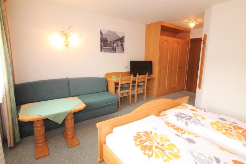 Triple Room image 1