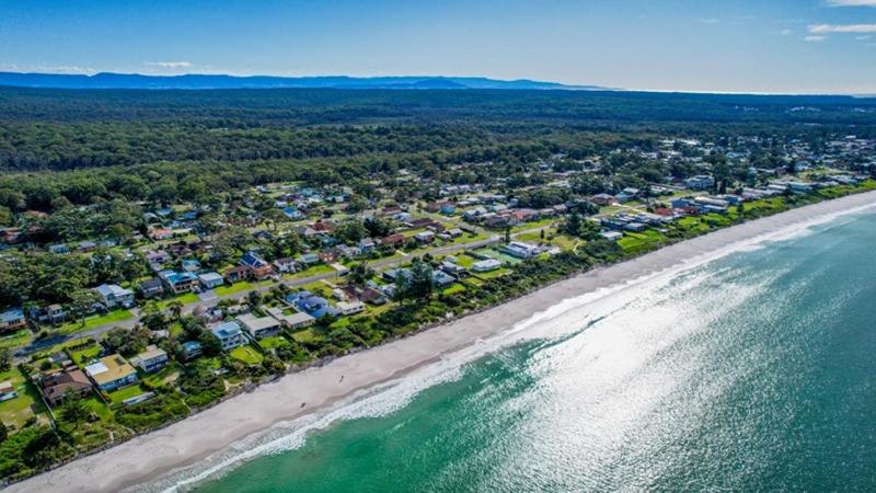 Callala Living - Pet Friendly - 5 Min Walk to Beach - image 13