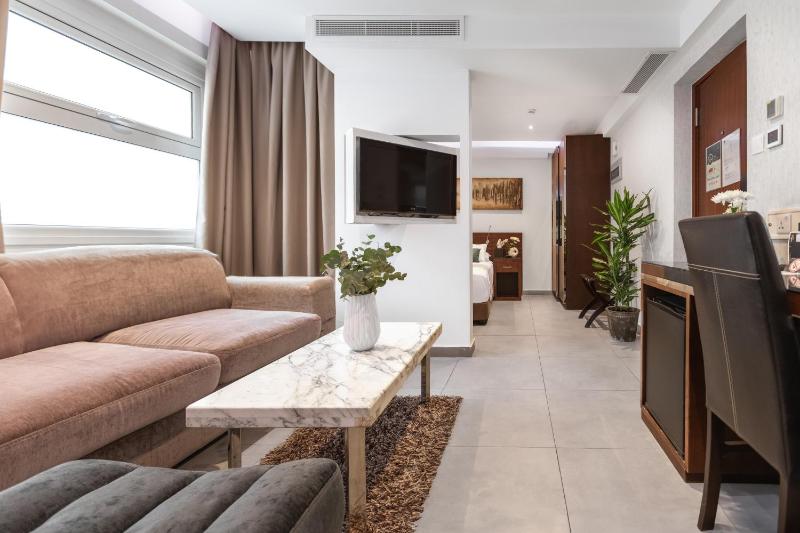 Achilleos City Hotel - image 12