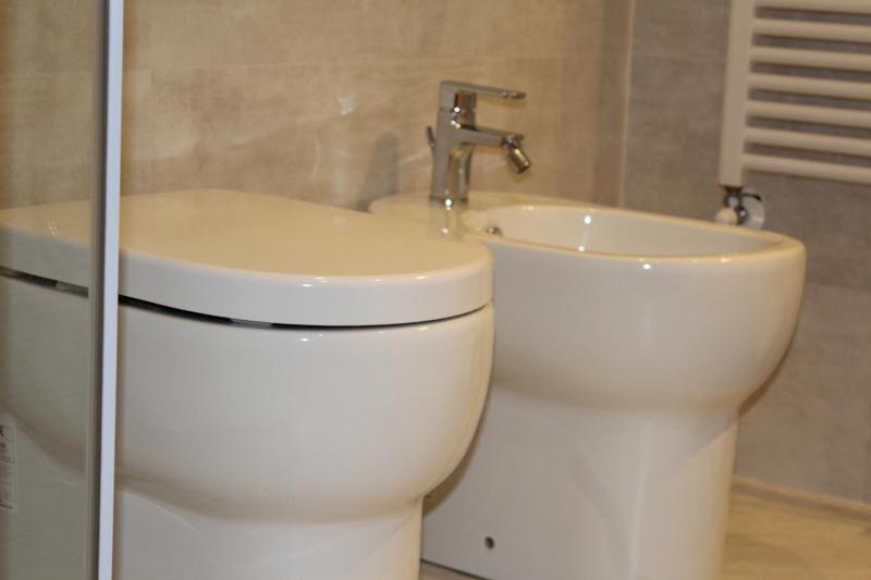 Double or Twin Room image 4