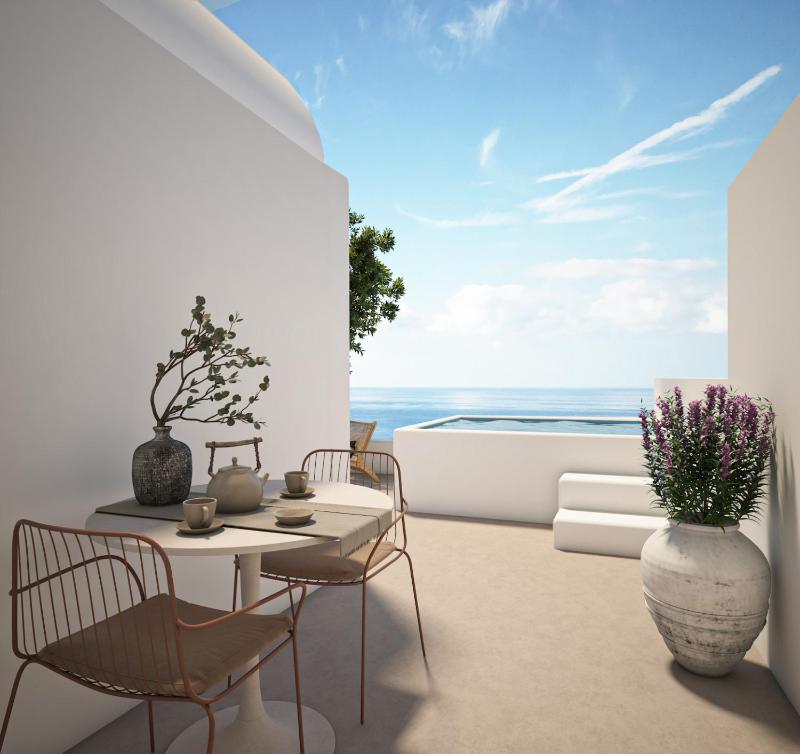You and Me Suites Oia - image 15