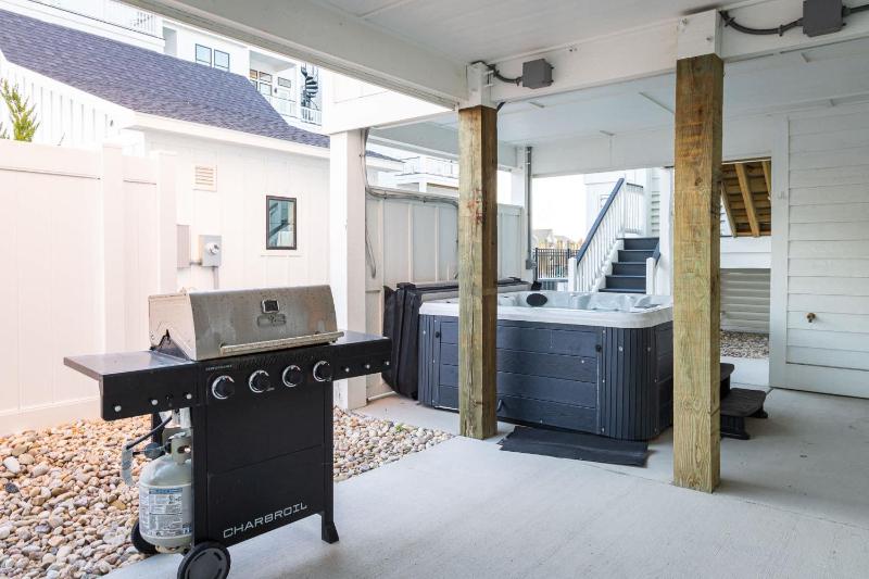 Luxury Condo with Sauna Theater Elevator GameRm - image 18