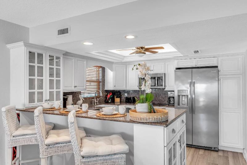 201 Surfside - image 19