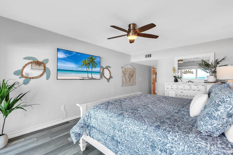 201 Surfside - image 37