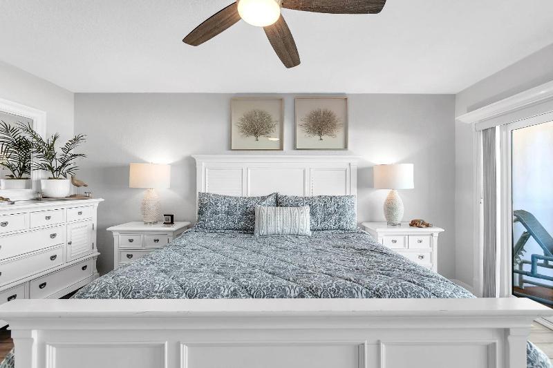 201 Surfside - image 14
