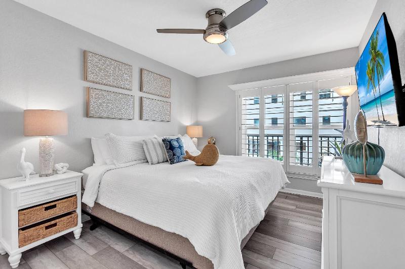201 Surfside - image 34