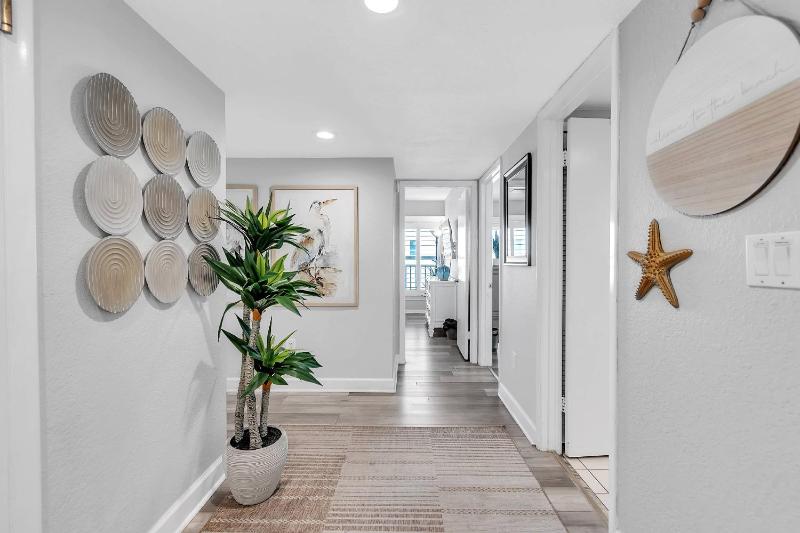 201 Surfside - image 35