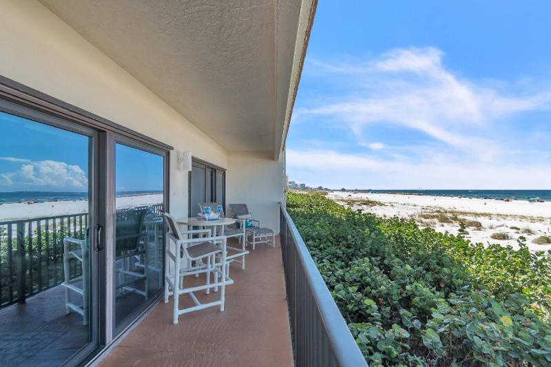 201 Surfside - image 28