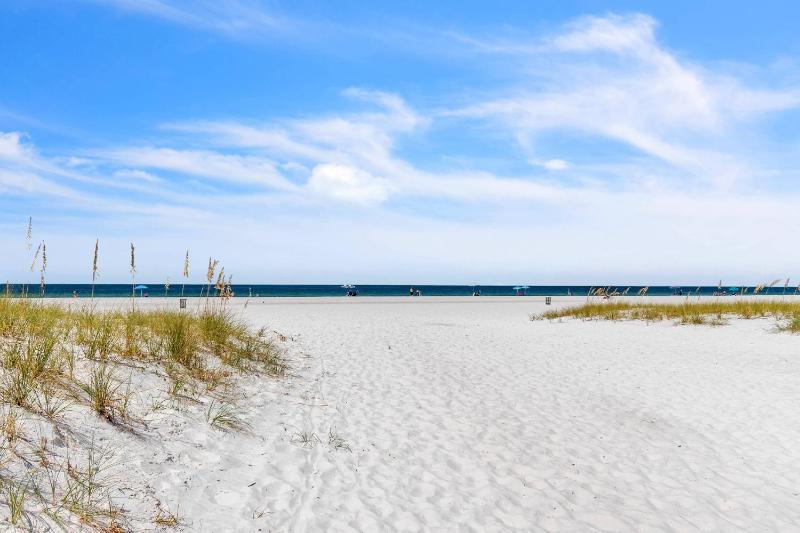 201 Surfside - image 16
