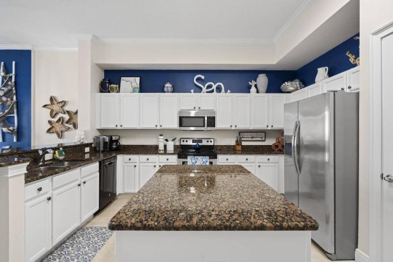 504 Bay Harbor - image 7