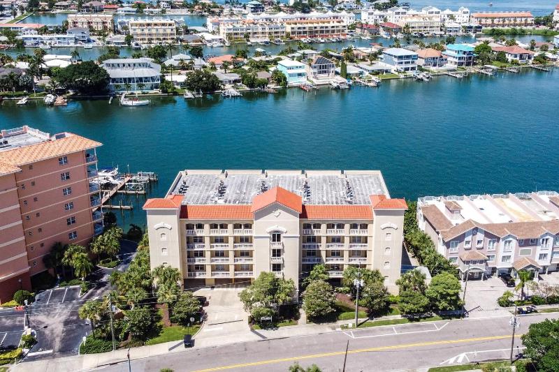 504 Bay Harbor - image 20