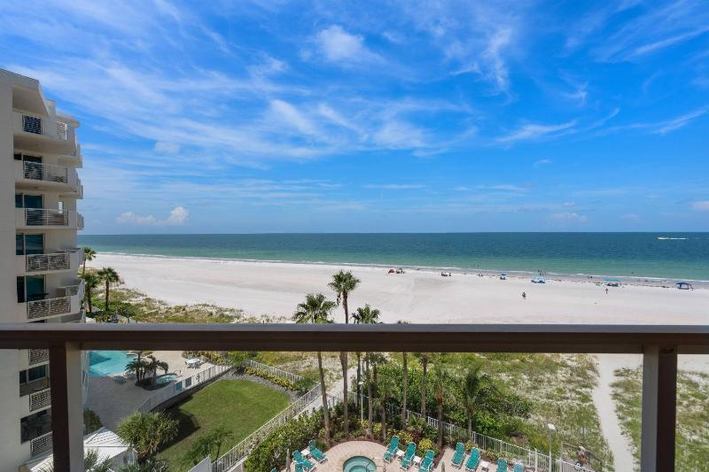 6B Crescent Beach Club - image 48