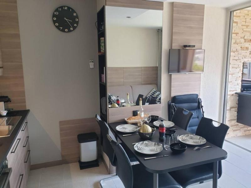 Studio Cabine 4 Pers avec Aperçu Mer Proche Plage Terrasse Parking Privé et Clim à Fréjus - FR-1-226A-158 - image 14