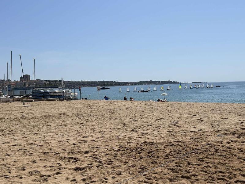 FS520-126 Appt Studio cabine 4 personnes FREJUS - image 8