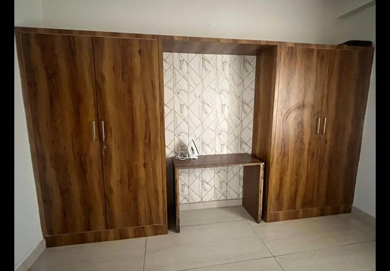 3Bhk luxurious l spacious l Vaishali Nagar l WiFi - image 10